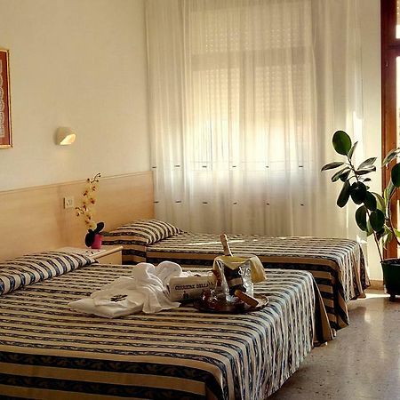 Centro Vacanze Cavallino Opera Nascimbeni ليدو دي يسولو المظهر الخارجي الصورة